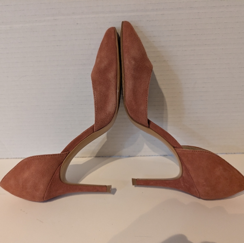 Banana Republic Womens‎ Cafe Au Lait Brown Suede Heels Sz.6 - Picture 6 of 14